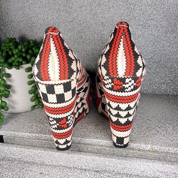 Gianni Bini Boho Hippie Zig Zag Wedges Sandals Shoes Heels Size 8 - Picture 3 of 7